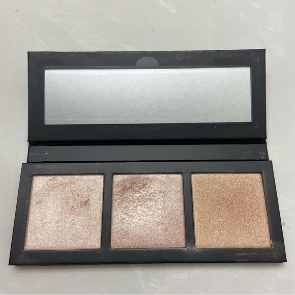 ❗️SOLD❗️MAC - Picture 2 of 3